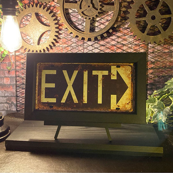 楽天市場】｢EXIT｣インダストリアルアート!! メタル製アートパネル(額