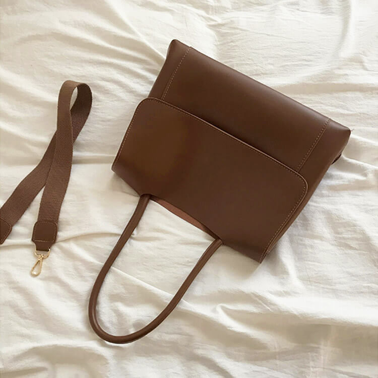 楽天市場】バッグ ショルダーバッグ レディース レザー 大容量 おお