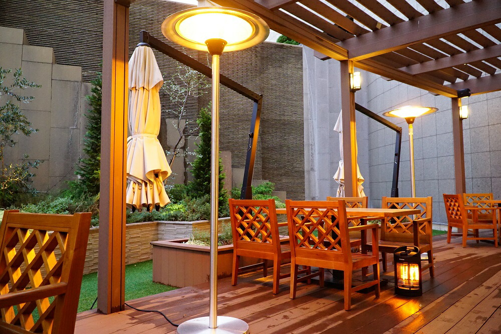 楽天市場】フェニックスヒーター 広範囲パラソルタイプ HEAT-M-302S