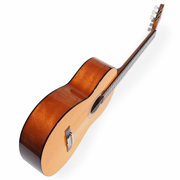 楽天市場】YAMAHA ヤマハクラシックギター CG102 ハードケース付