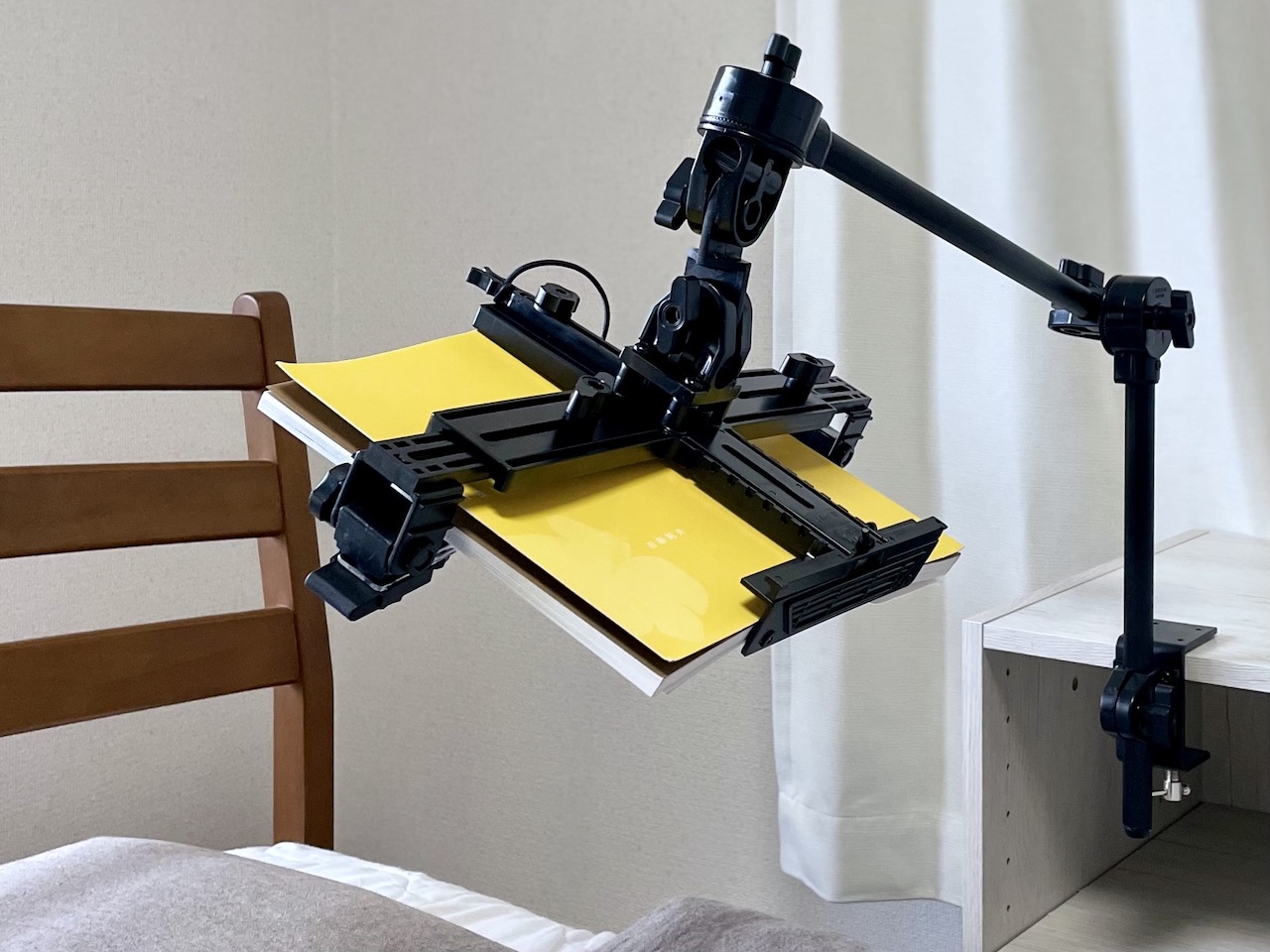 楽天市場】EDISON 寝ながら読書・タブレットミニ : エジソンの読書用品