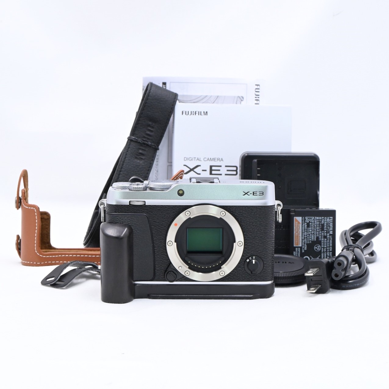 楽天市場】フジフイルム FUJIFILM X-E3 シルバー ミラーレス一眼レフ
