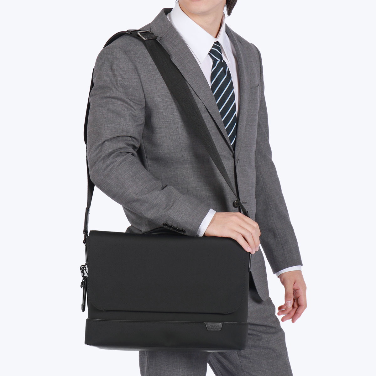 楽天市場】【正規品5年保証】 トゥミ ショルダーバッグ メンズ 斜