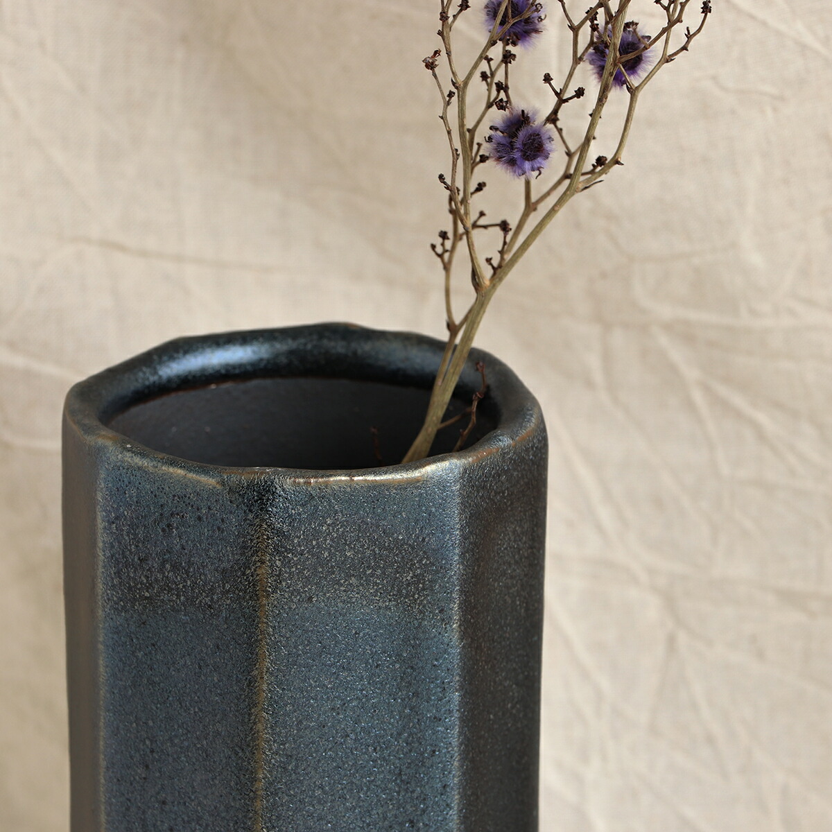 楽天市場】花瓶 信楽焼 陶器 和風 花入れ 日本製 いぶし光沢花入 青