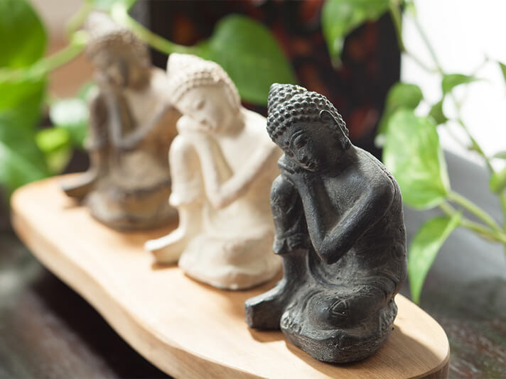 楽天市場】卓上坐像仏陀ストーンオブジェ 玄関 アジアン雑貨 おしゃれ