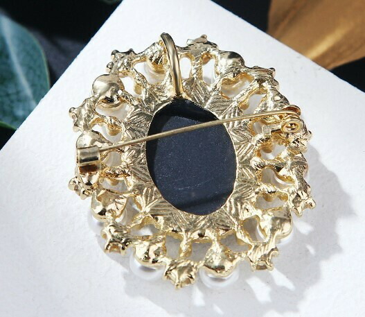 楽天市場】パール キュービックジルコニア カメオ ブローチ2カラー