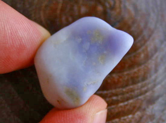 楽天市場】糸魚川翡翠原石 G00122 24mm*17mm*12mm : 糸魚川ヒスイの店