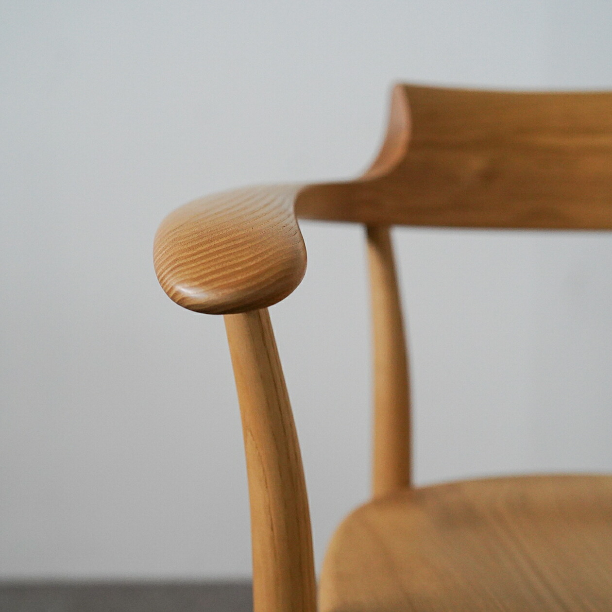 楽天市場】飛騨産業 ダイニングチェア CRESCENT クレセント アーム