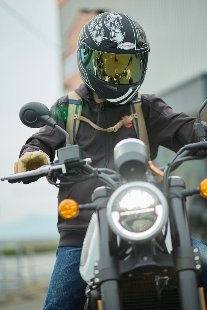 楽天市場】フルフェイス へルメット バイク ミューラル ホワイト