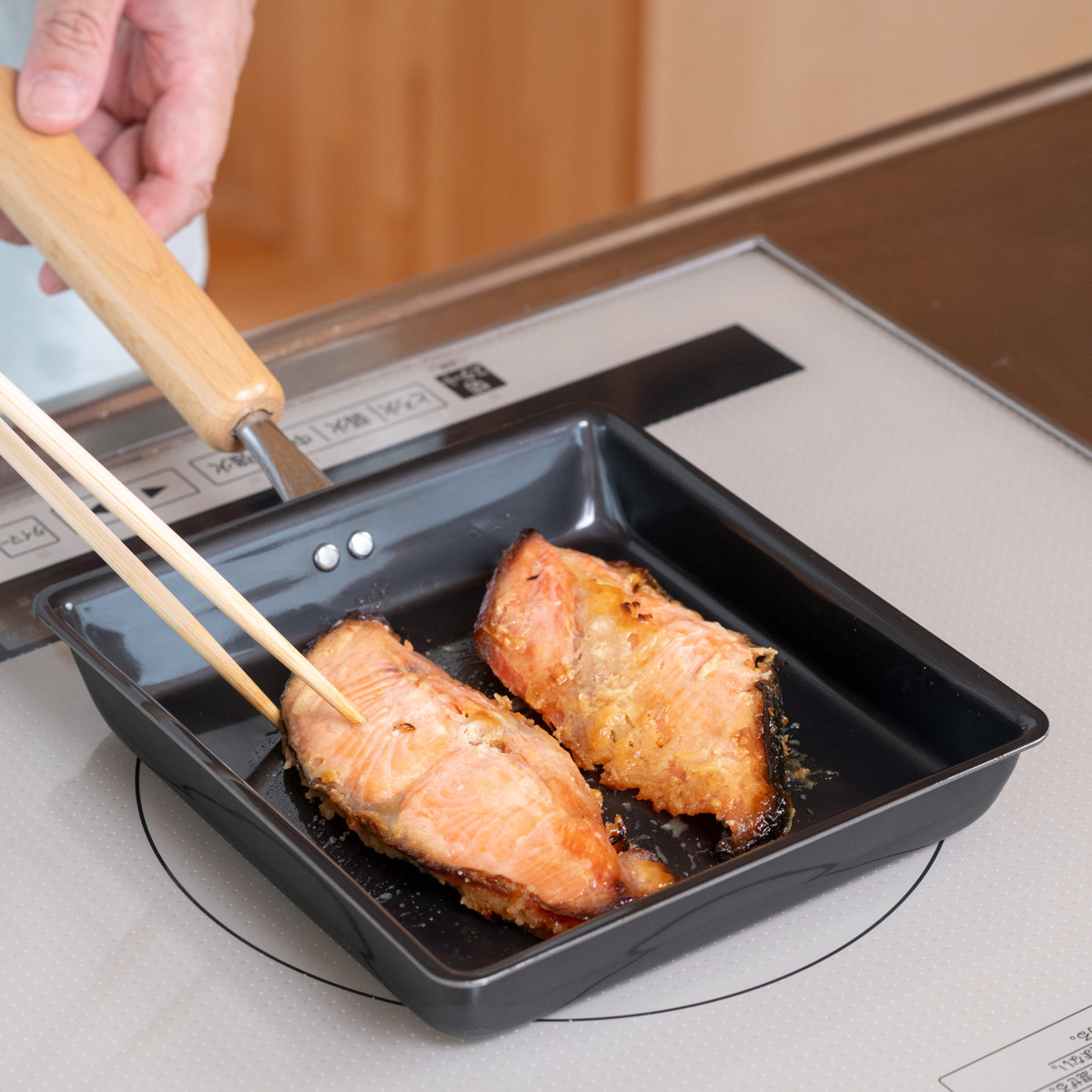 楽天市場】卵焼き器 16×16cm IH対応 鉄製 正方形 日本製 （ ガス火対応