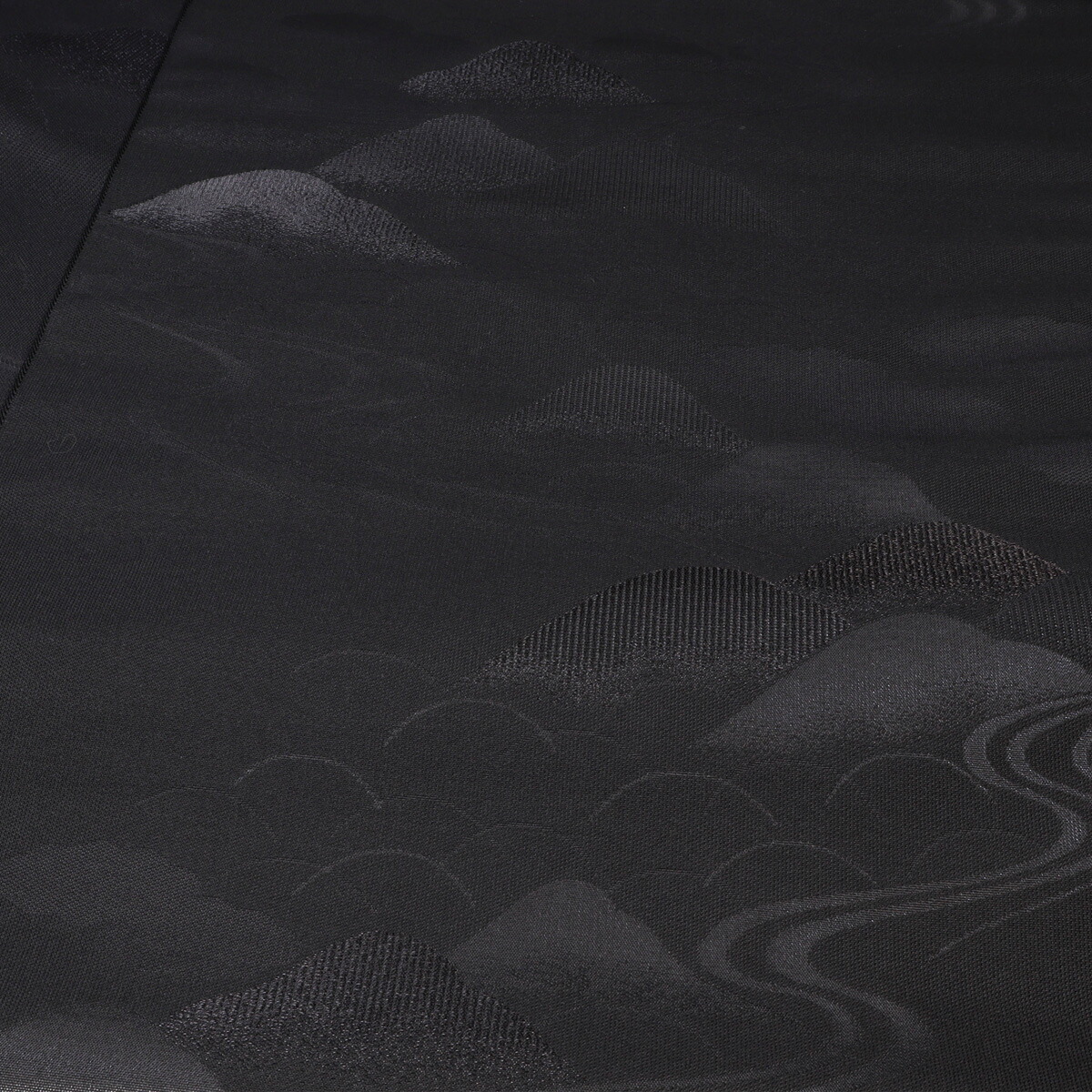 楽天市場】正絹黒共 九寸名古屋帯 喪服帯 綴 冬用 山に流水文 : 色無地