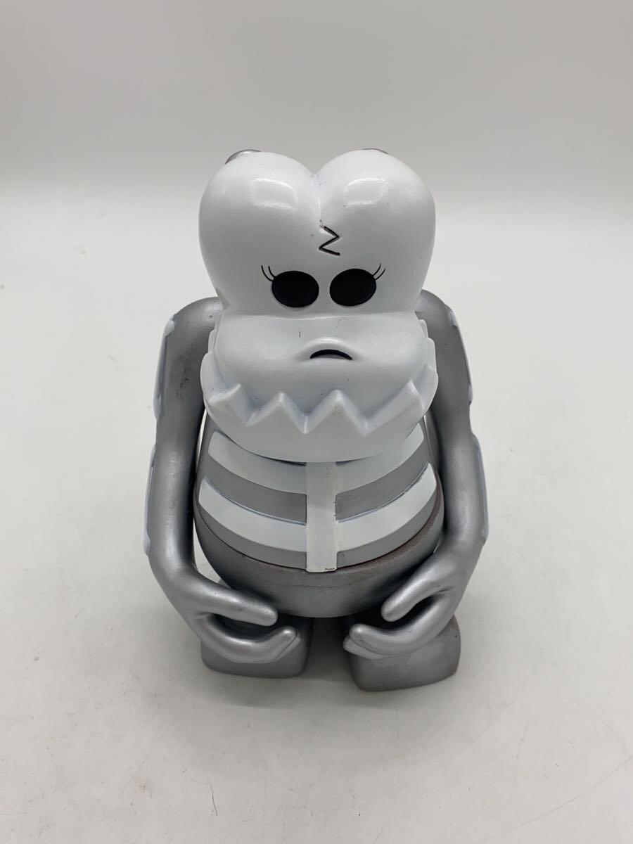 楽天市場】Supreme Bounty Hunter Skull Kun Figureの通販