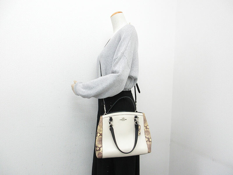 楽天市場】COACH(コーチ) パイソン柄 2WAYバッグ F57557 ホワイト