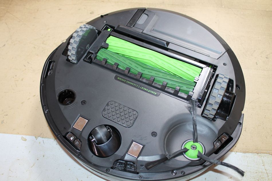 楽天市場】[中古] iRobot Roomba ロボット掃除機 i215860 アイロボット
