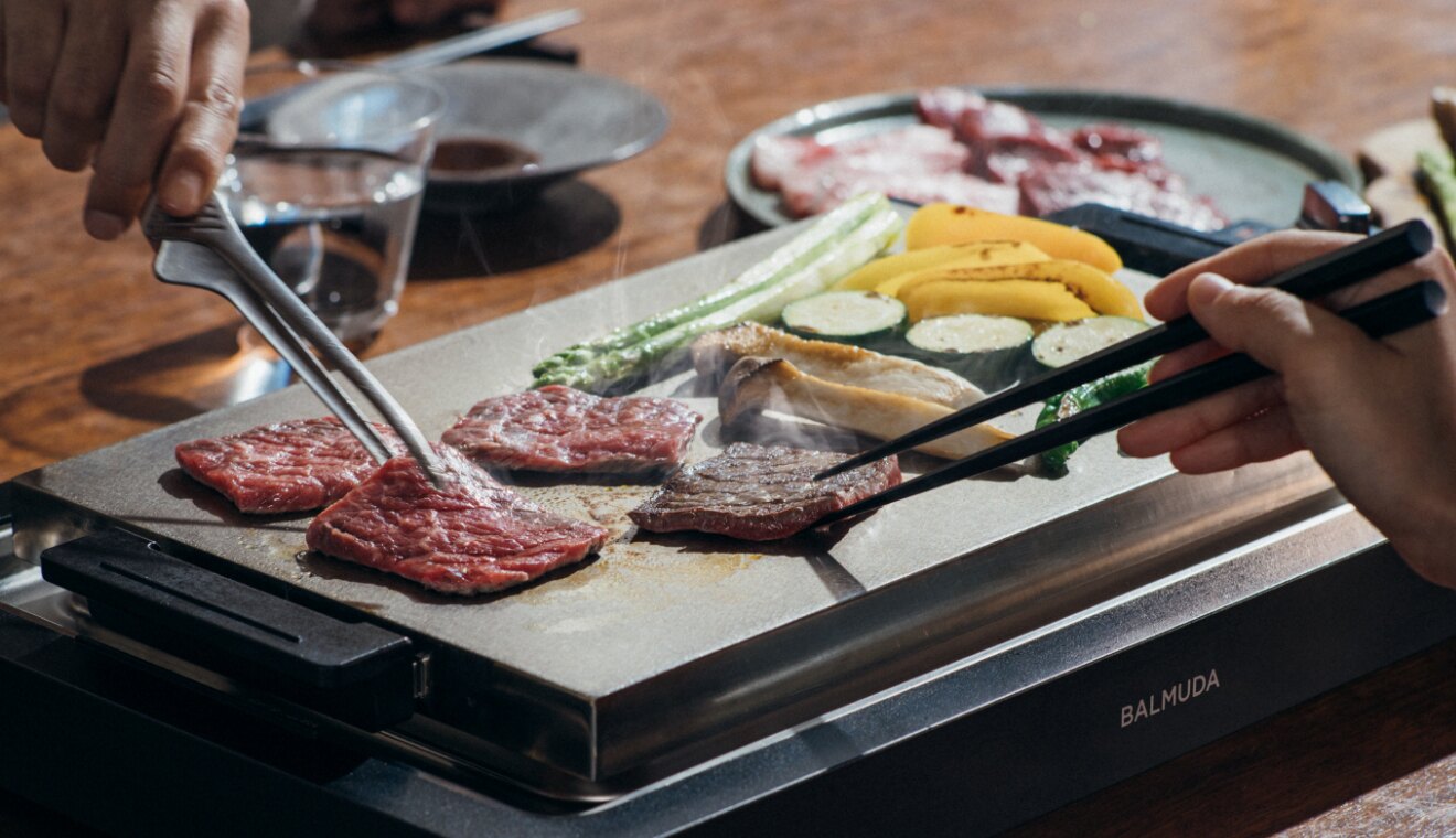 楽天市場】バルミューダ ホットプレートK10A-BK ザ・プレート プロ