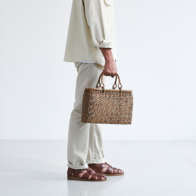 楽天市場】A4ファイルがすっぽり入るくるみ籠(国産材/表皮/横長/中