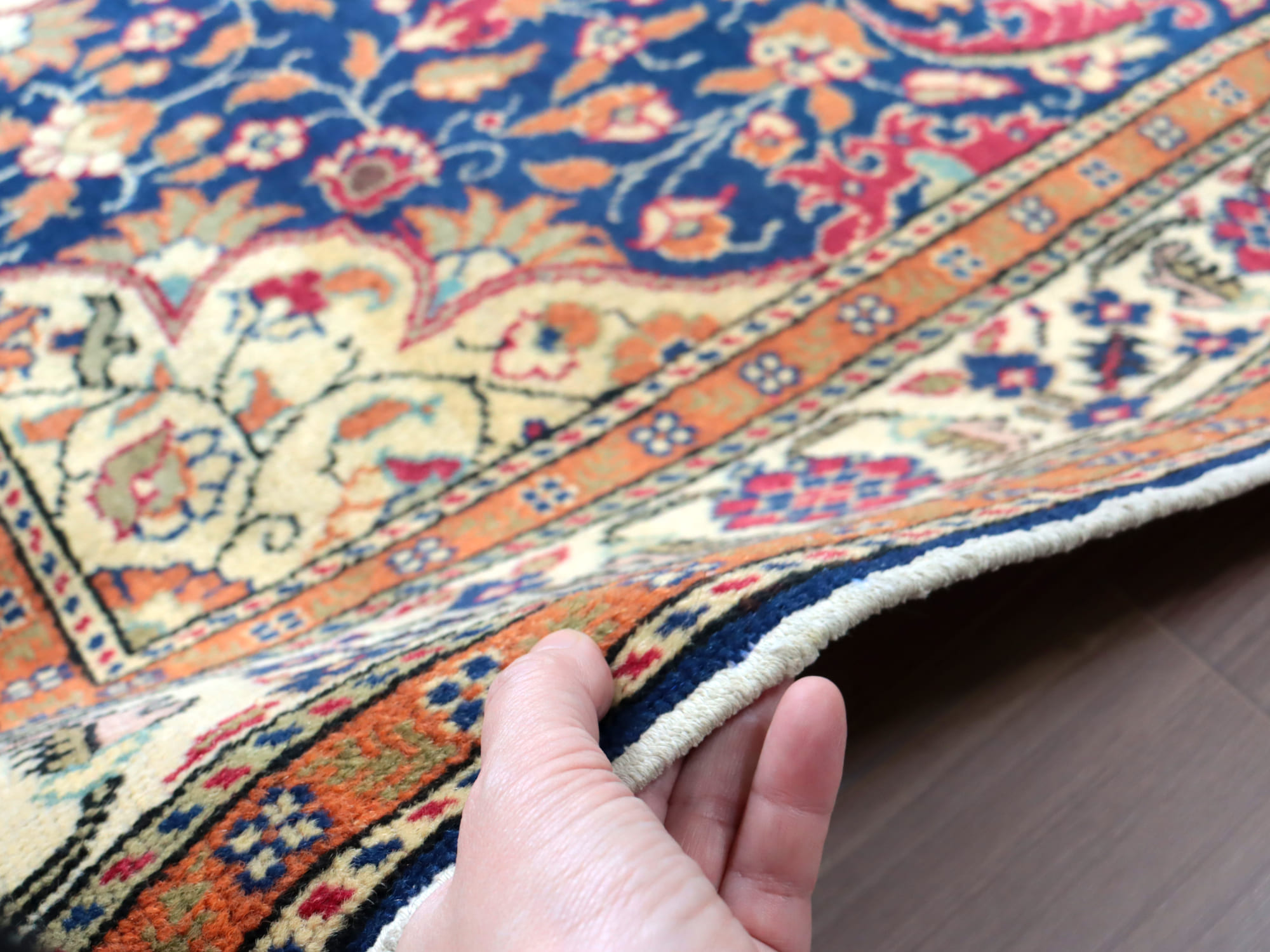 楽天市場】トルコ 手織り絨毯 189×99cmコンヤ地方のフラワーメダリオン