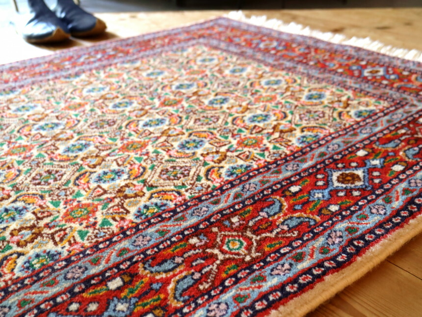 楽天市場】ペルシャ絨毯 ムード Moud120×80cmアイボリー/レッド 連なる