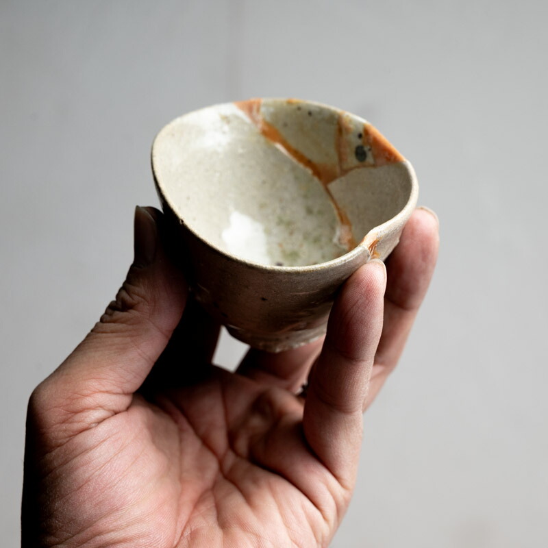 楽天市場】骨董○無地唐津ぐい呑み○古唐津 / 発掘修復品 (呼継品