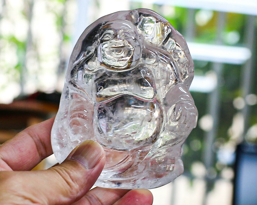 楽天市場】天然水晶 布袋様 置物 レインボークォーツ 水晶 布袋様彫り