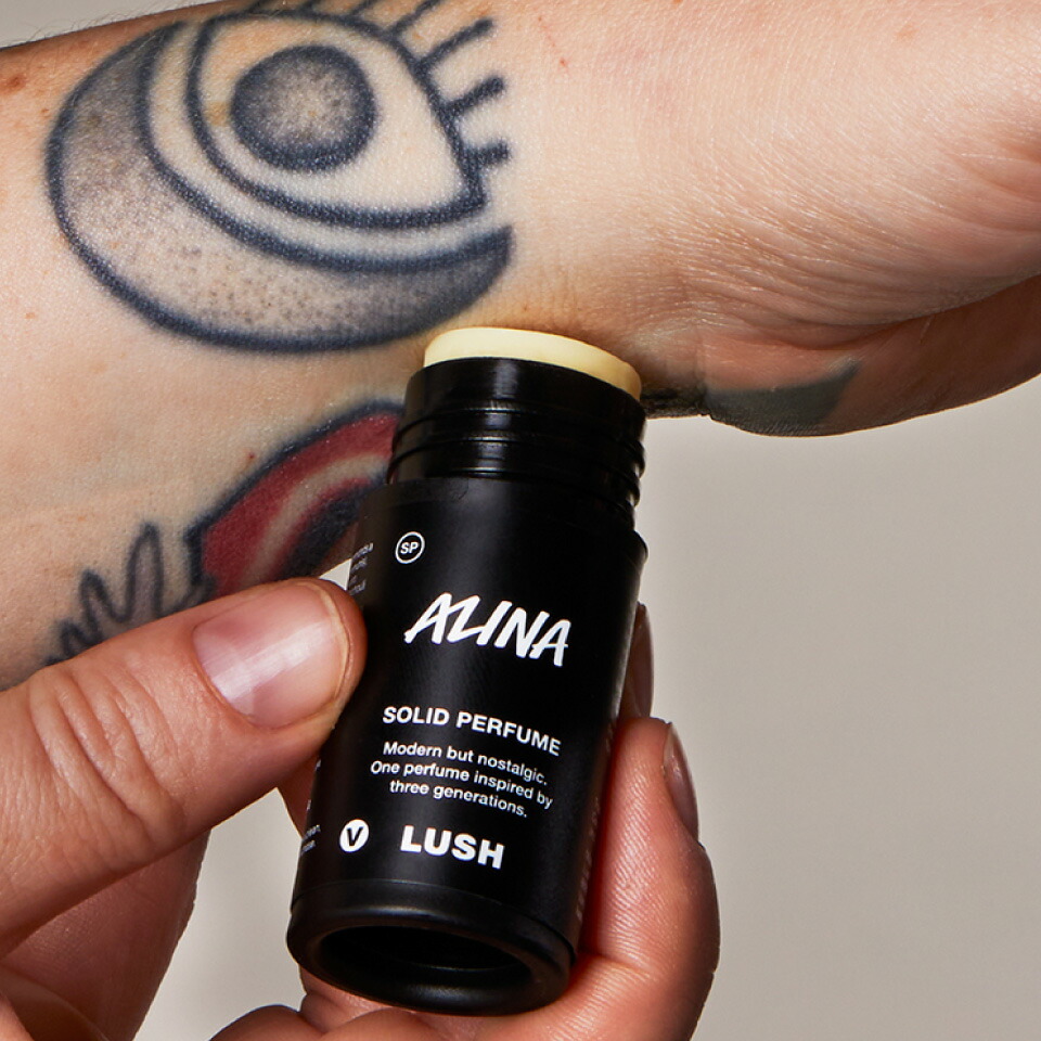 楽天市場】LUSH アリーナ ソリッド パフューム 香水 フレグランス