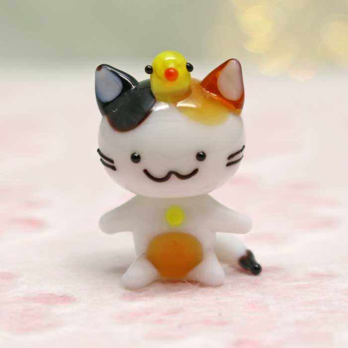 楽天市場】ガラス細工 ミケネコちゃんとヒヨコちゃん ネコ 猫 ねこ 三