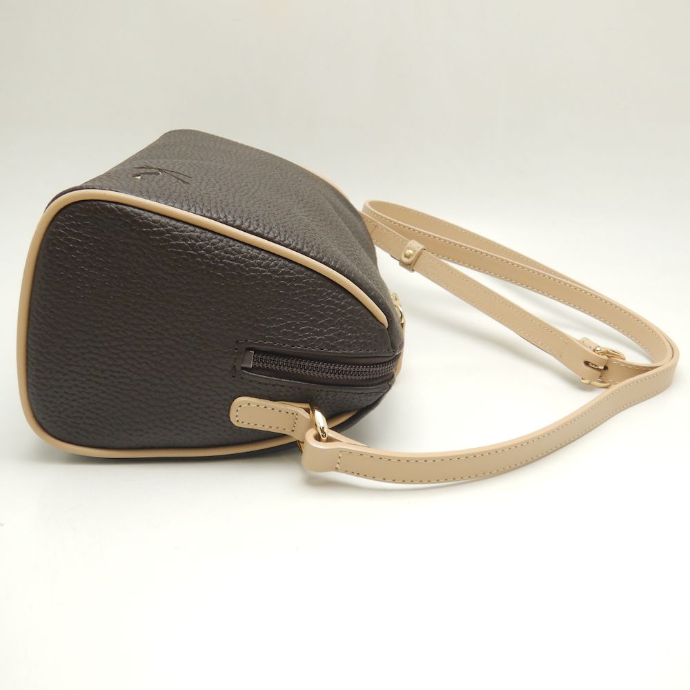 楽天市場】Kitamura キタムラ レザー ショルダーバッグ レザー チョコ