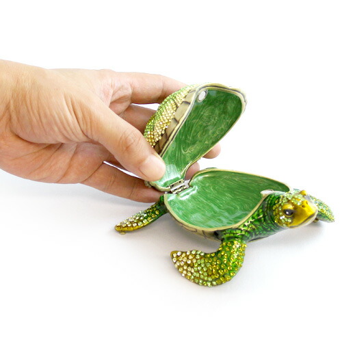 楽天市場】【正規品】 海亀 （万年亀） 縁起物 クリスタルジュエリー