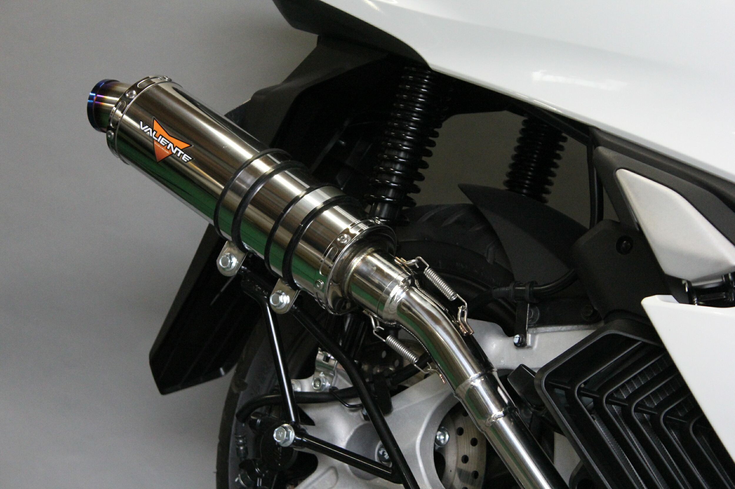 楽天市場】【最新モデル対応】 PCX125 バイクマフラー 2BJ-JK05 8BJ