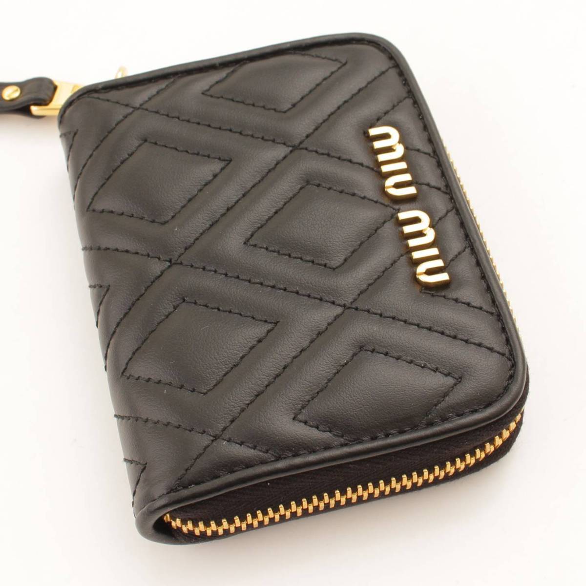 楽天市場】【ミュウミュウ】Miu Miu キルティングレザー コンパクト