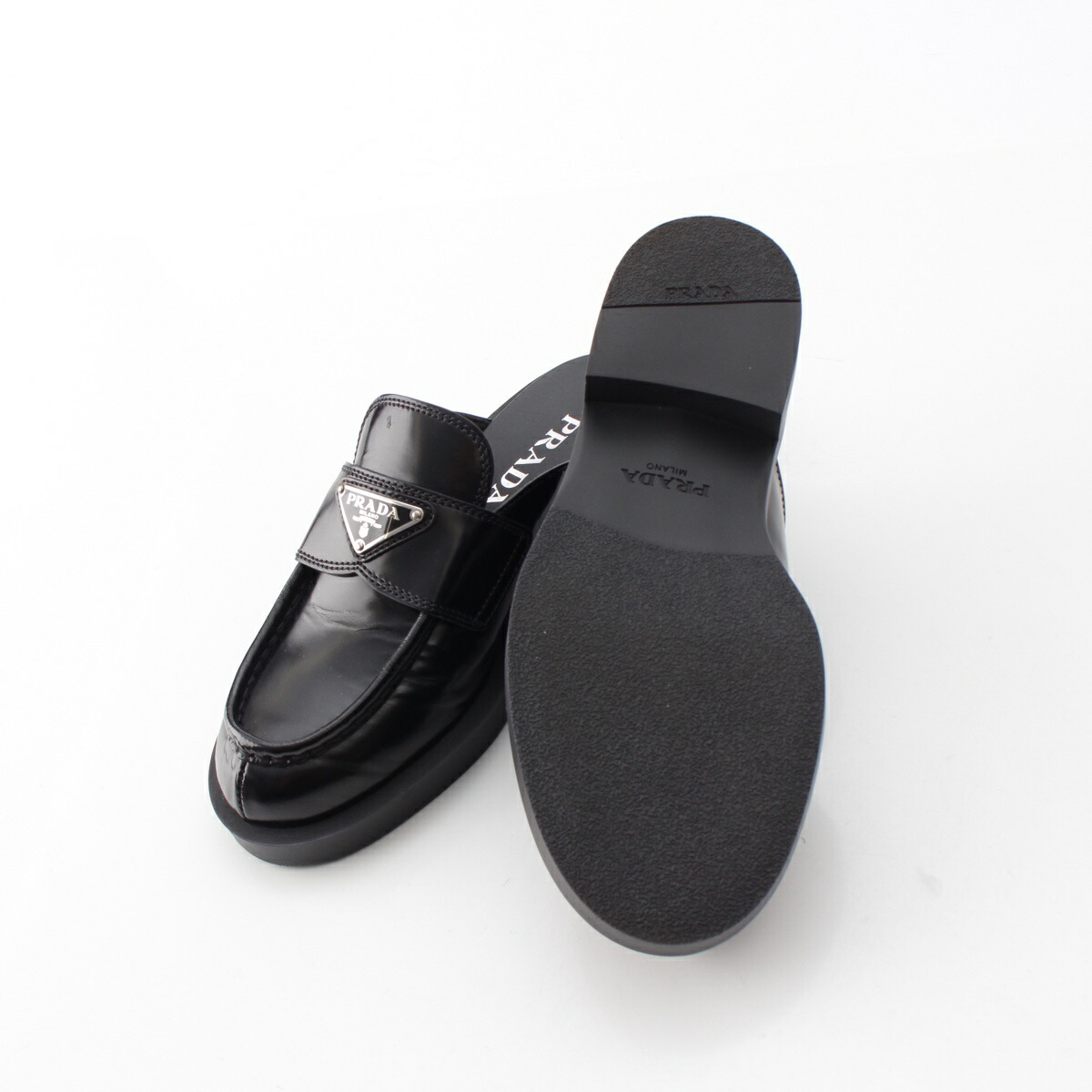 楽天市場】プラダ PRADA ブラッシュドレザー トライアングルロゴ