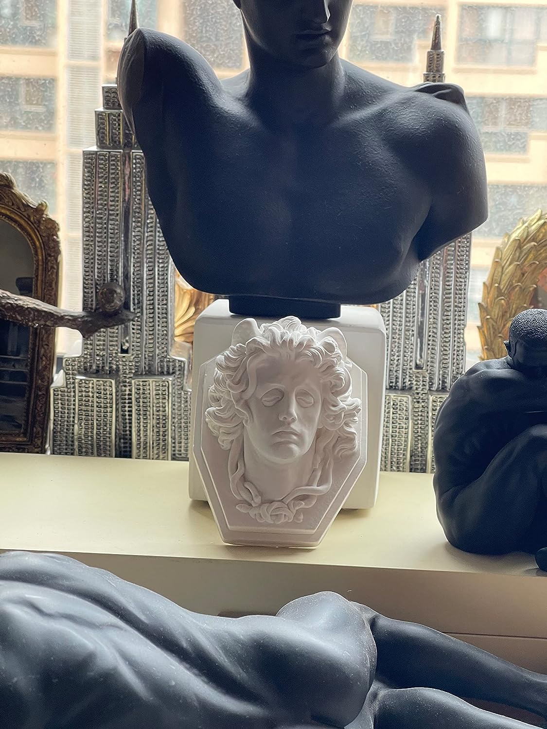 楽天市場】古代ギリシャ神話 メデューサの頭部彫像 高さ 約10.5cm 彫刻