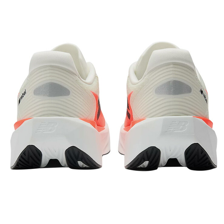 楽天市場】ニューバランス ランニングシューズ フューエルセル レベル