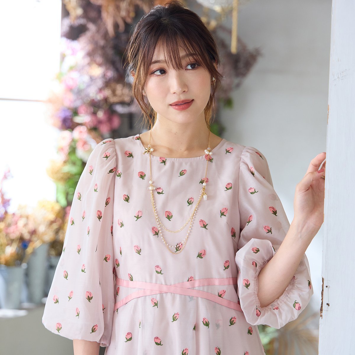 Rose Tiara｜【美シルエット】つぼみ刺繍ワンピース | Rakuten Fashion