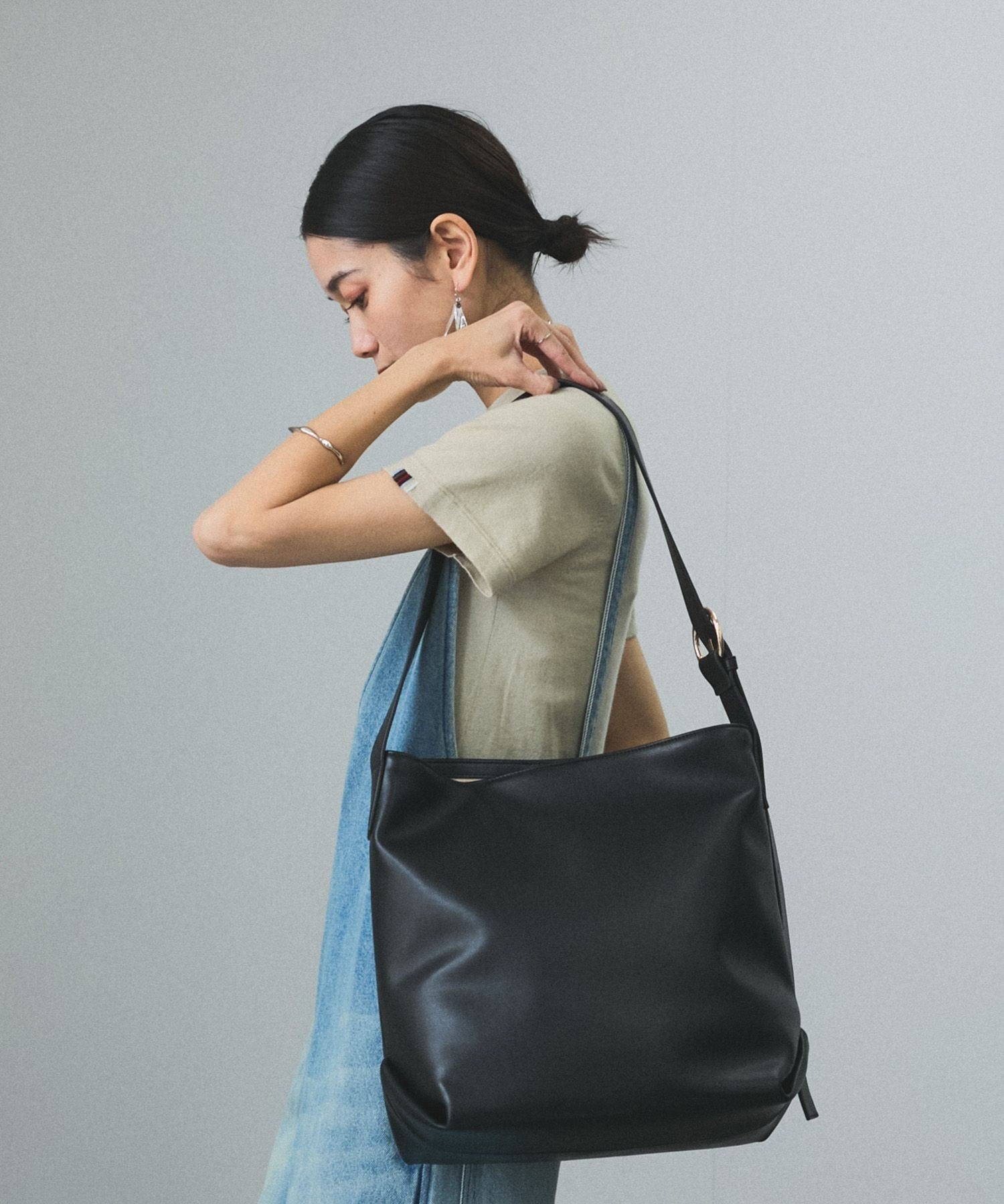 SALON adam et rope'｜スプリットレザートートバッグ/バケットバッグ