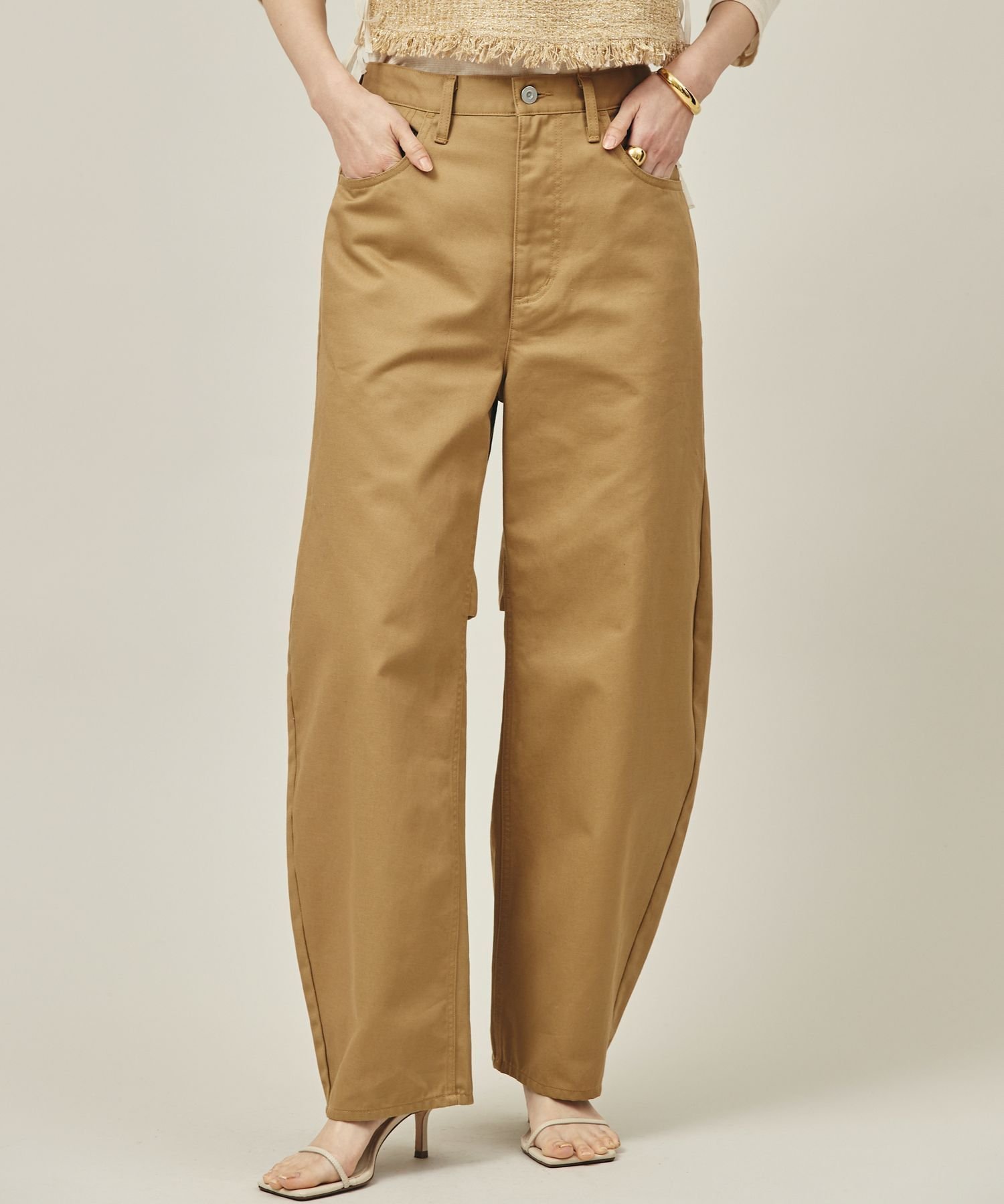 カレンソロジー　チノカーヴィーパンツ サイズ36 Curensology（カレンソロジー） チノパン /「＆RC」チノカーヴィー