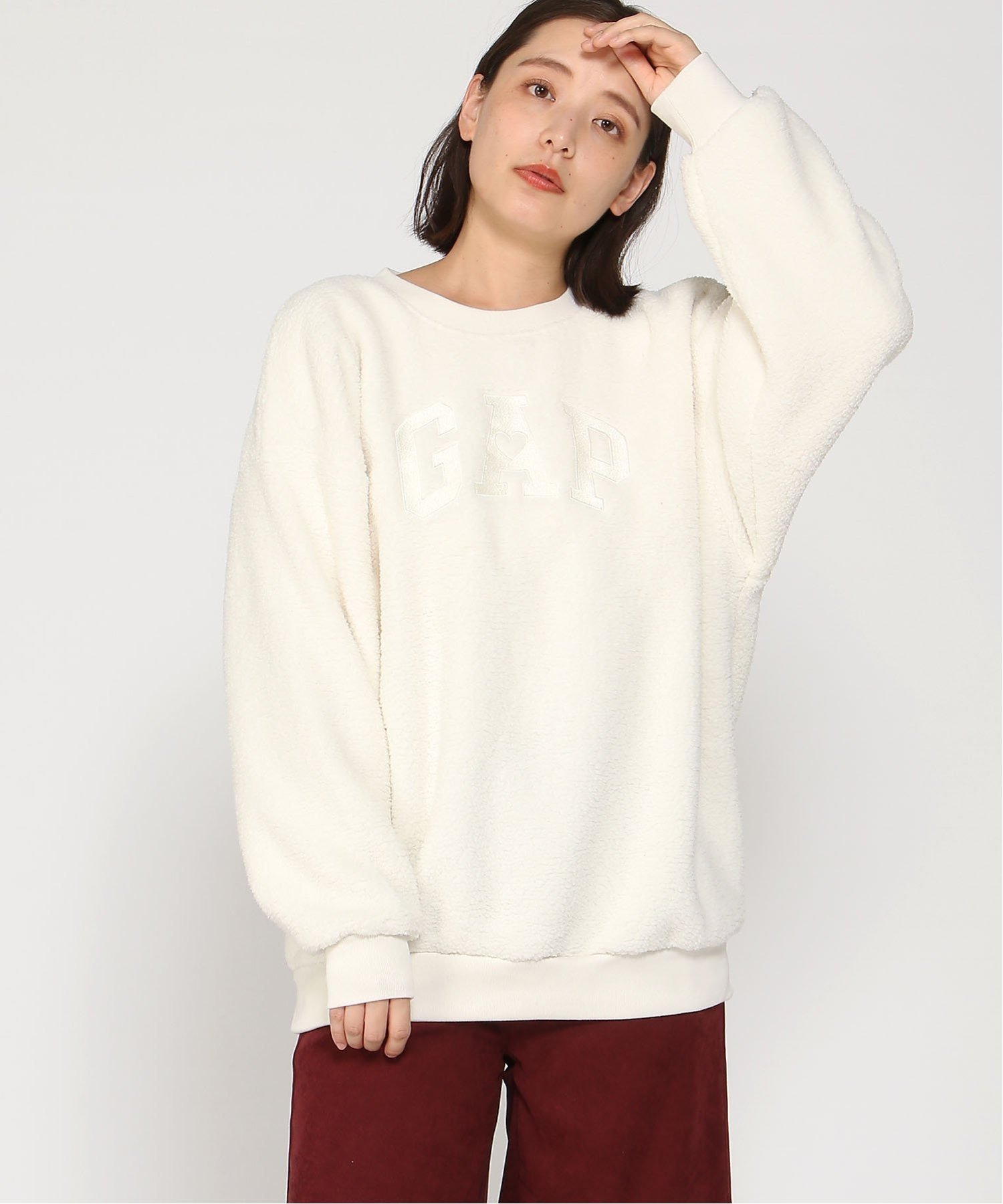 GAP｜(W)オーバーサイズ ボア ハート GAPロゴスウェット・トレーナー