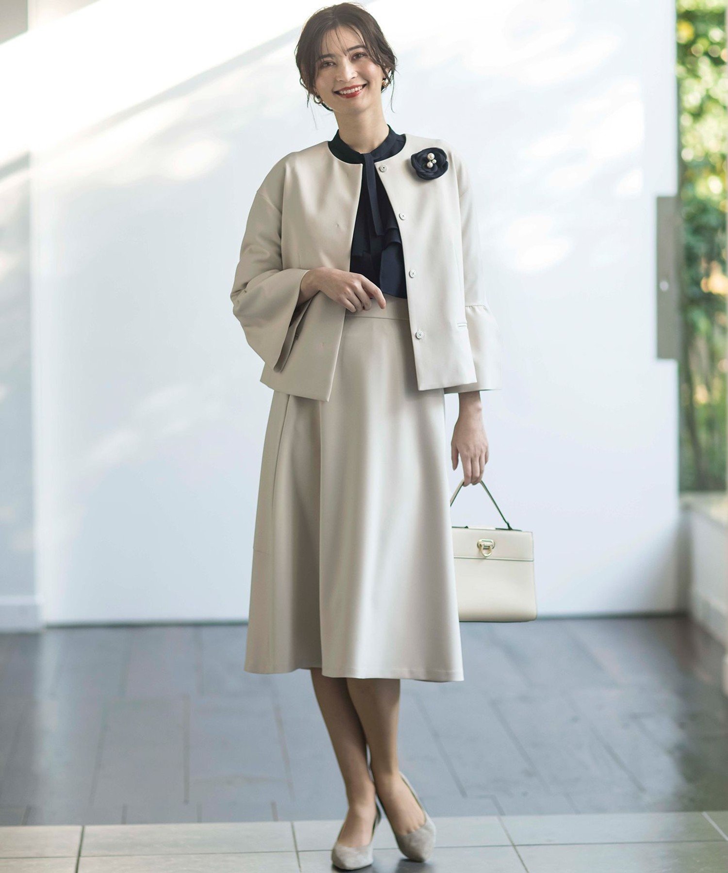 組曲｜【VERY3月号掲載・KUMIKYOKU NAVY】コンフォータブルドレープ