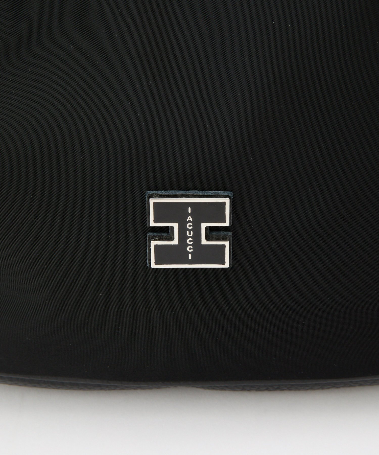 IACUCCI｜アーゴ M NYLON/CERVO | Rakuten Fashion(楽天ファッション