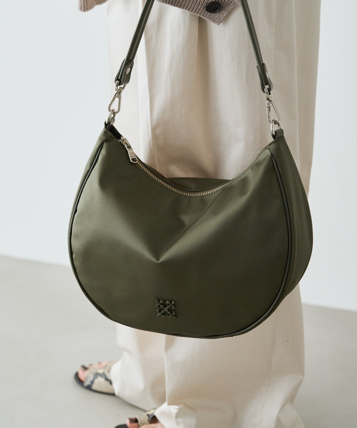 russet｜クラウズナイロン2WAYショルダーバッグ | Rakuten Fashion