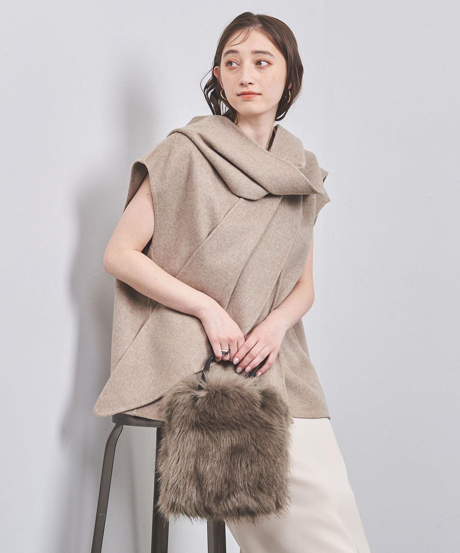 UNITED ARROWS LTD. OUTLET｜ビジューブローチ フェイクファー トート