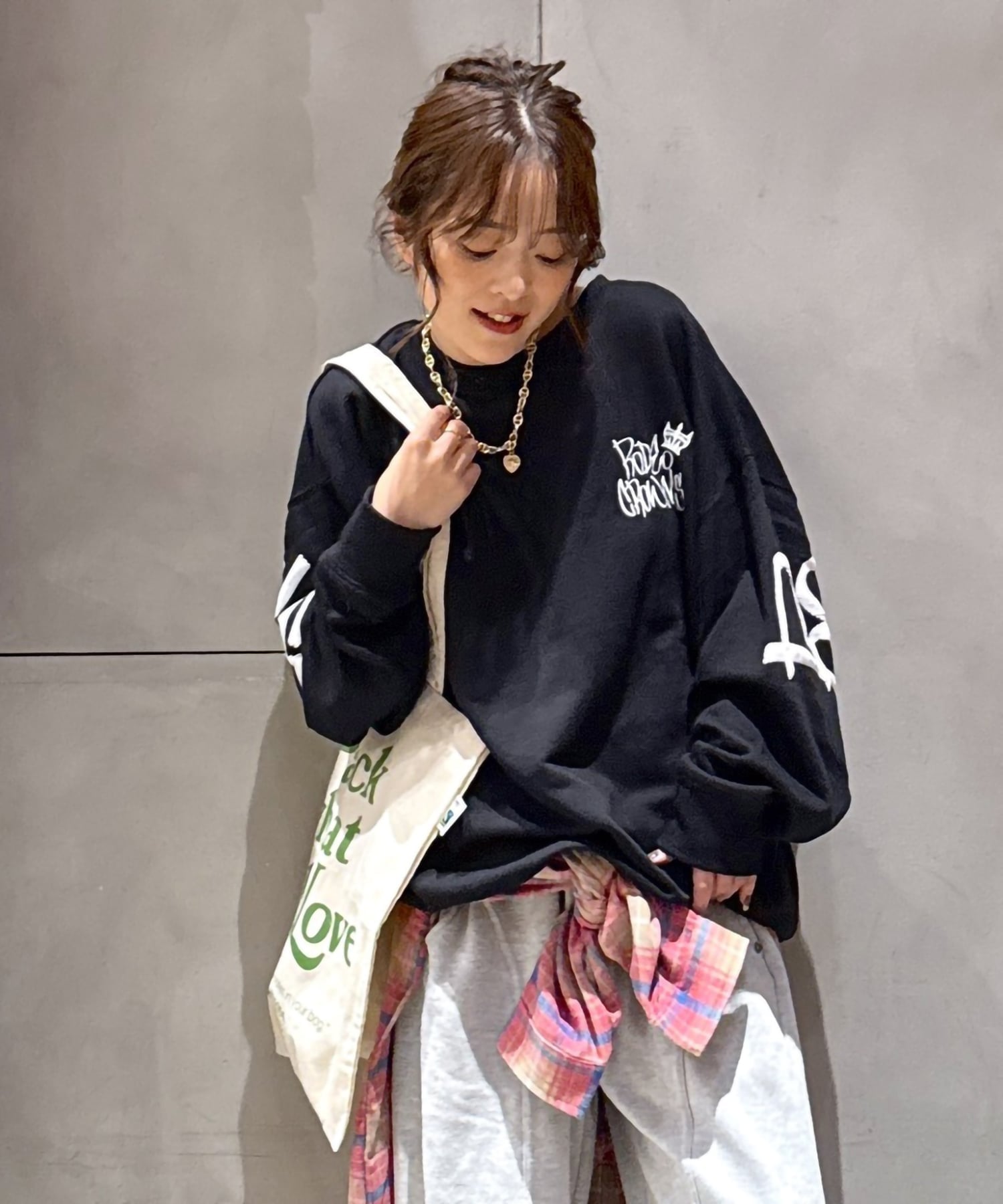 RODEO CROWNS WIDE BOWL｜(UNISEX)BRIDGE BEARスウェットトップス