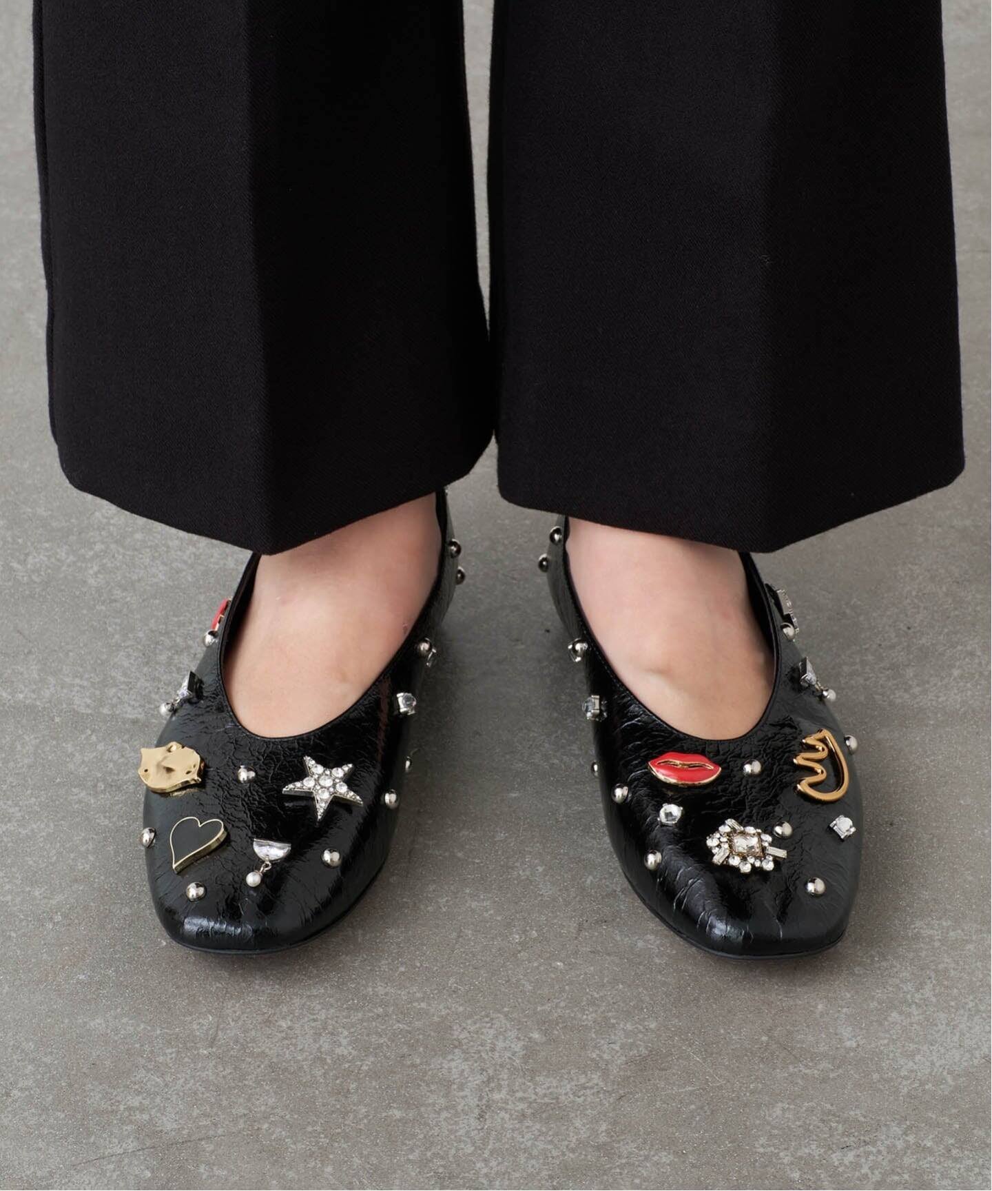 LE TALON｜GRISEレザーSURREALモチーフフラット | Rakuten Fashion