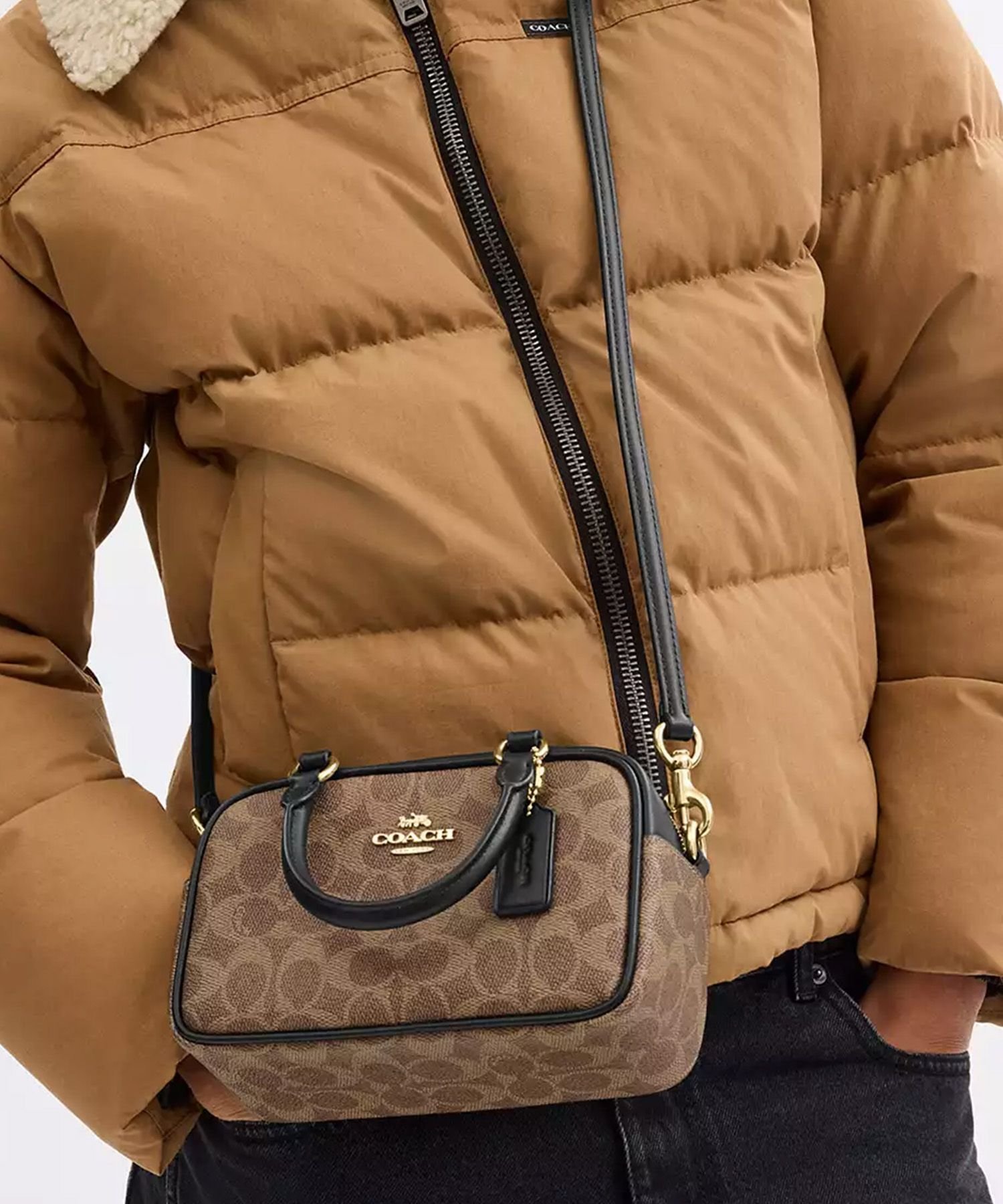 COACH OUTLET｜【公式】サッチェル クロスボディ バッグ・シグネチャー