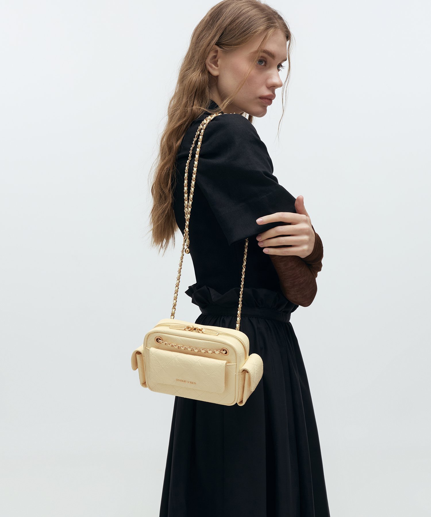 CHARLES & KEITH｜Duo ドゥオ キルトクロスボディーバッグ | Rakuten