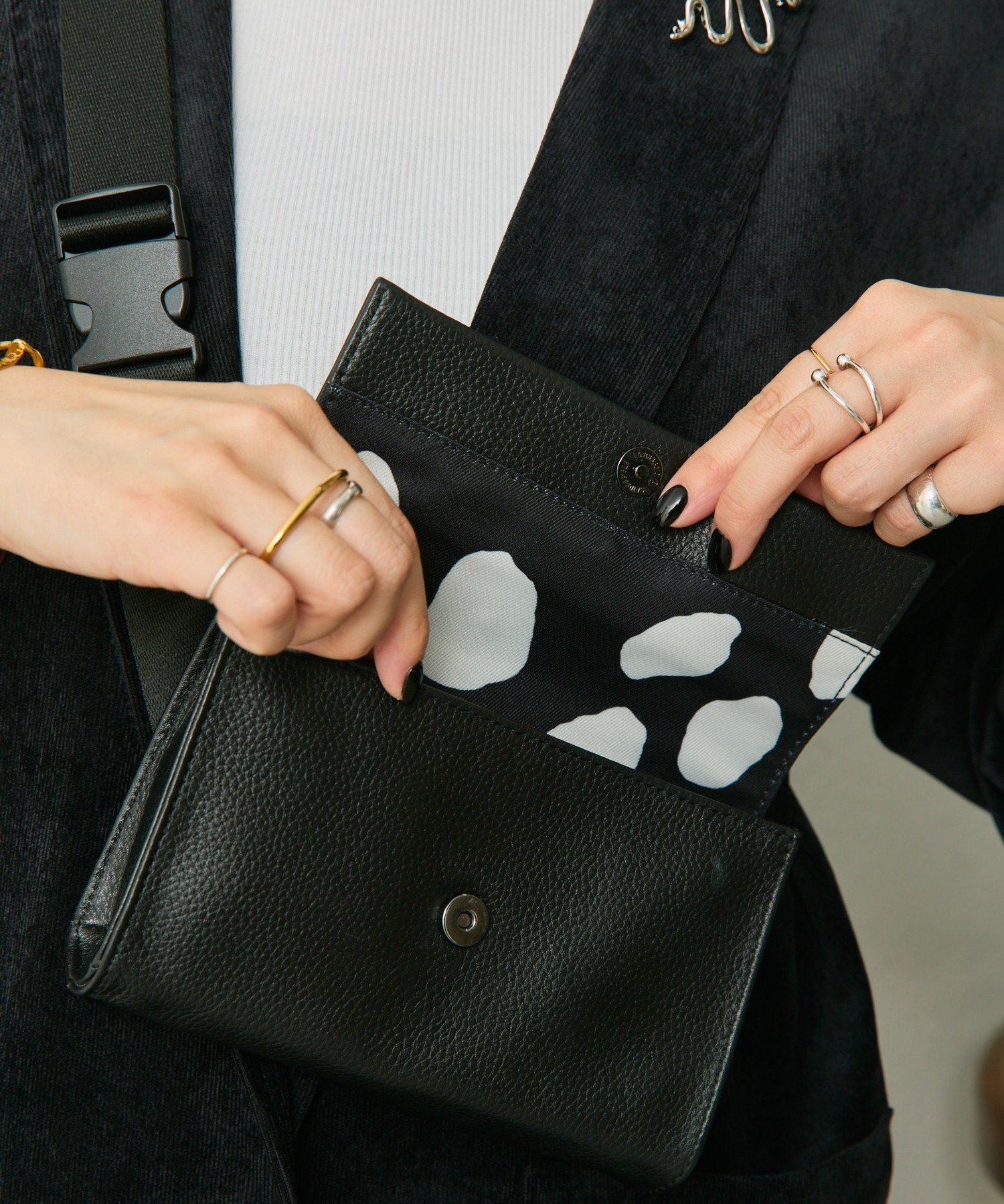 ear PAPILLONNER｜《インフルエンサーuchida企画/本革》ミニワイド