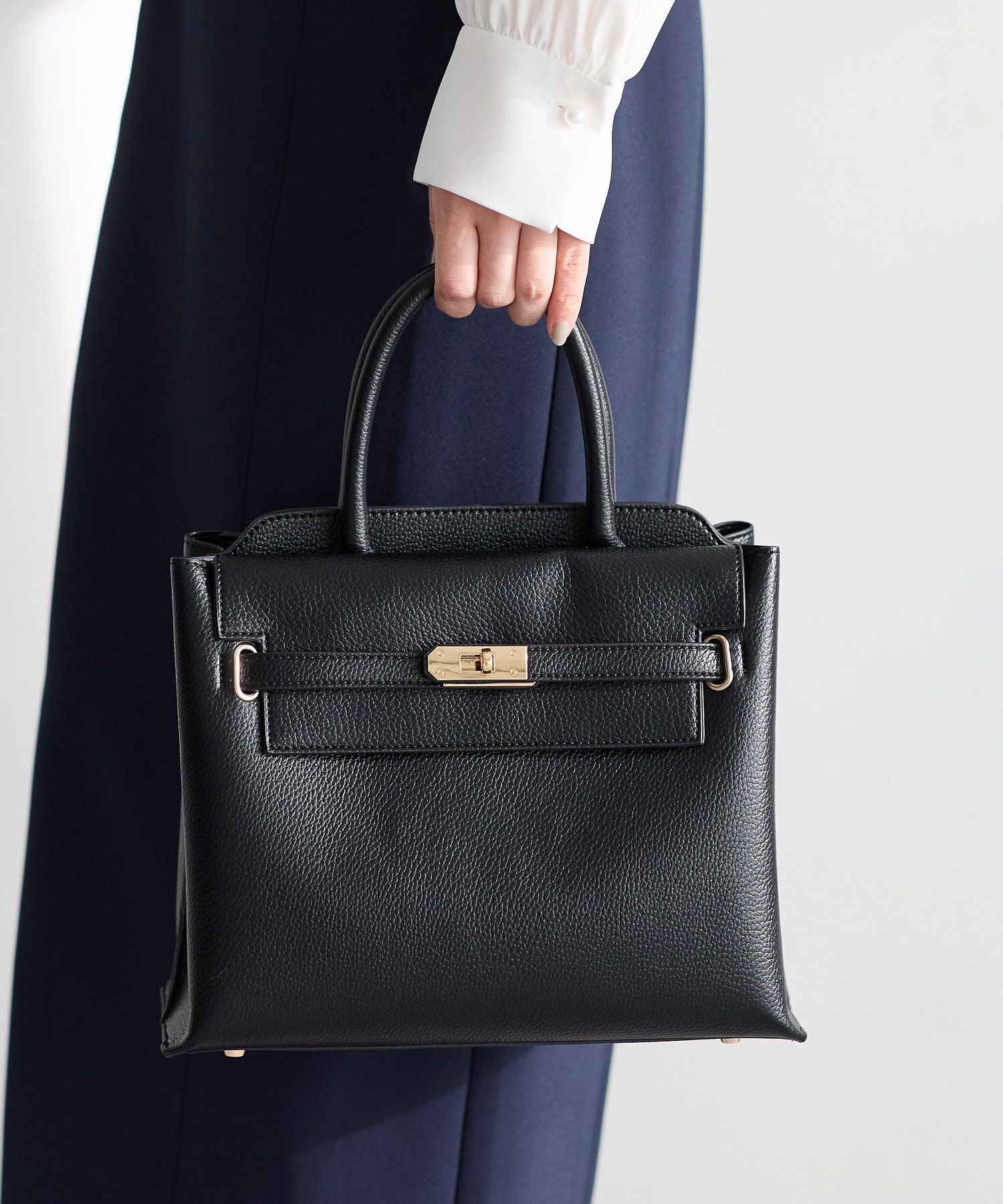 Vin｜メッセージプリント2wayスクエアバッグ | Rakuten Fashion(楽天