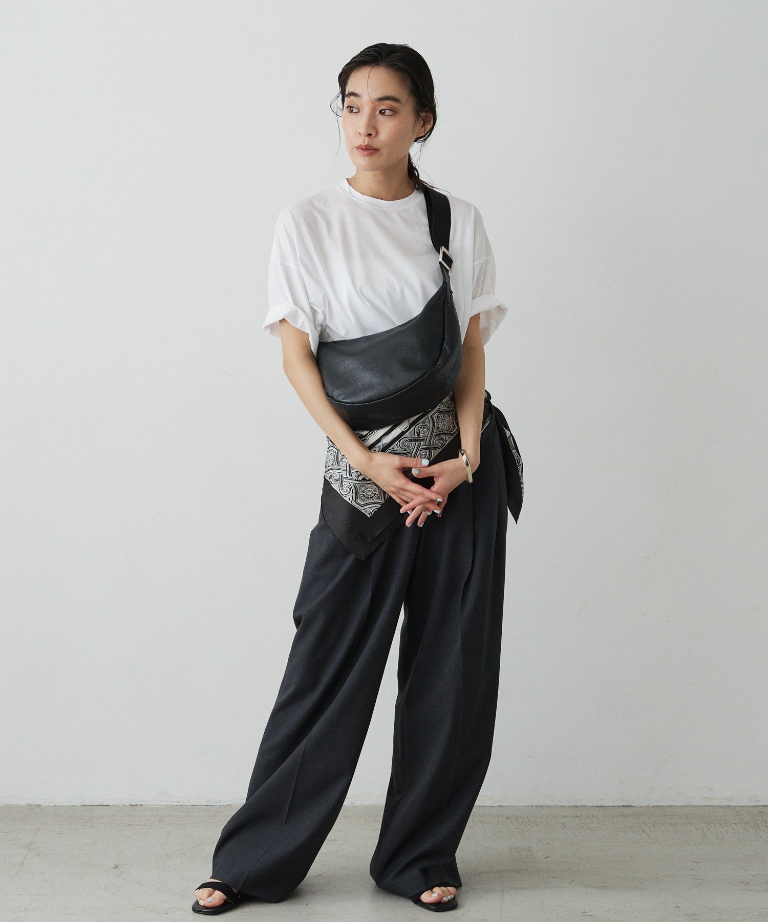 russet｜《3/4~価格改定》ソフトレザーラウンドショルダーバッグ