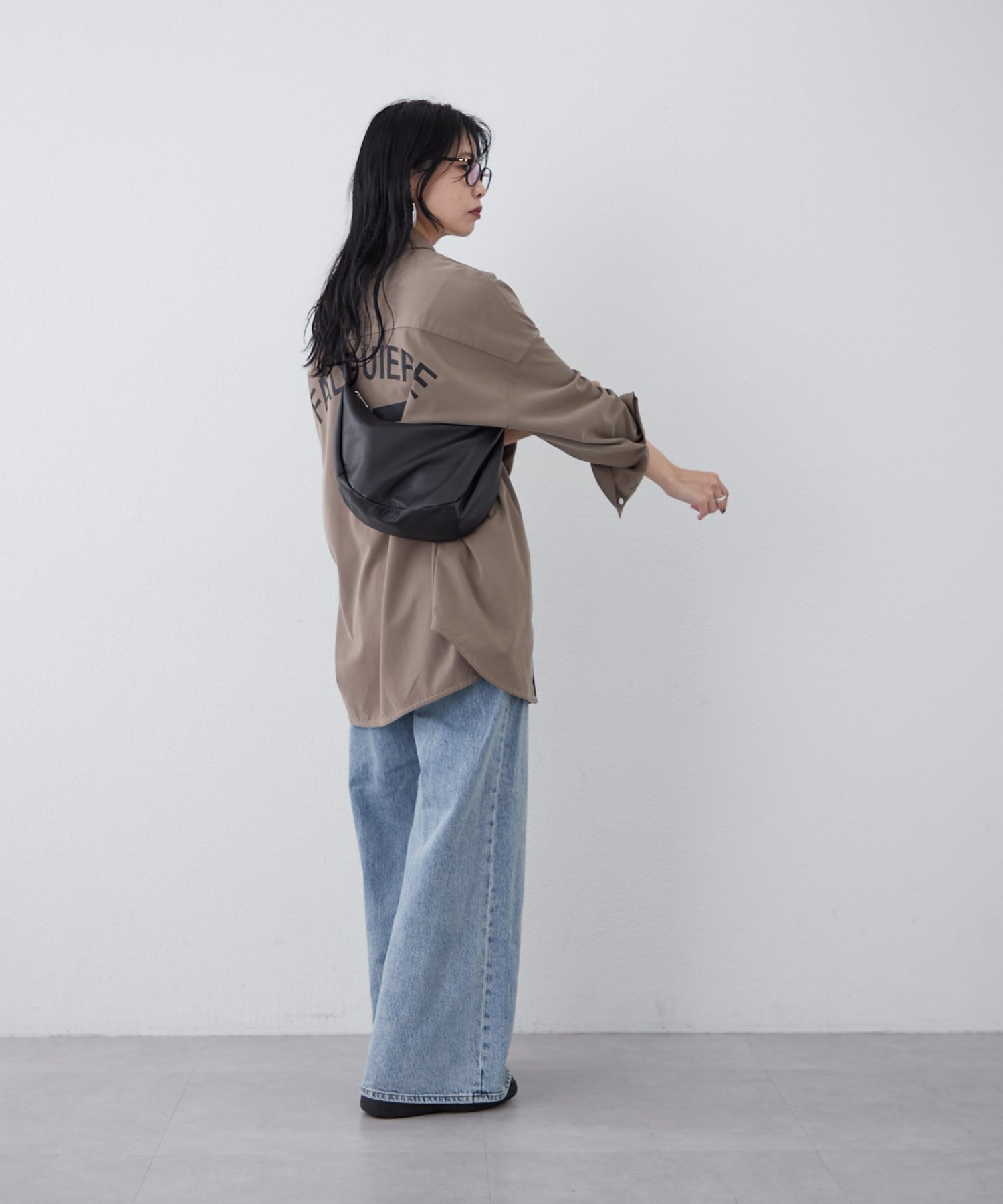 russet｜《3/4~価格改定》ソフトレザーラウンドショルダーバッグ