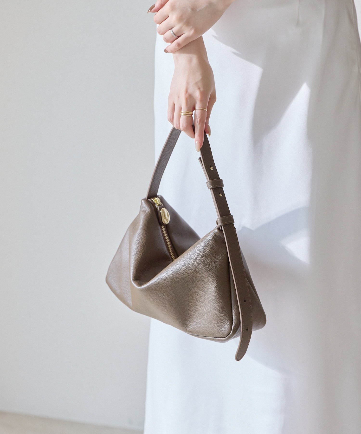 gemeil｜【コラボカラーあり】スクエアワンショルダーバッグ | Rakuten